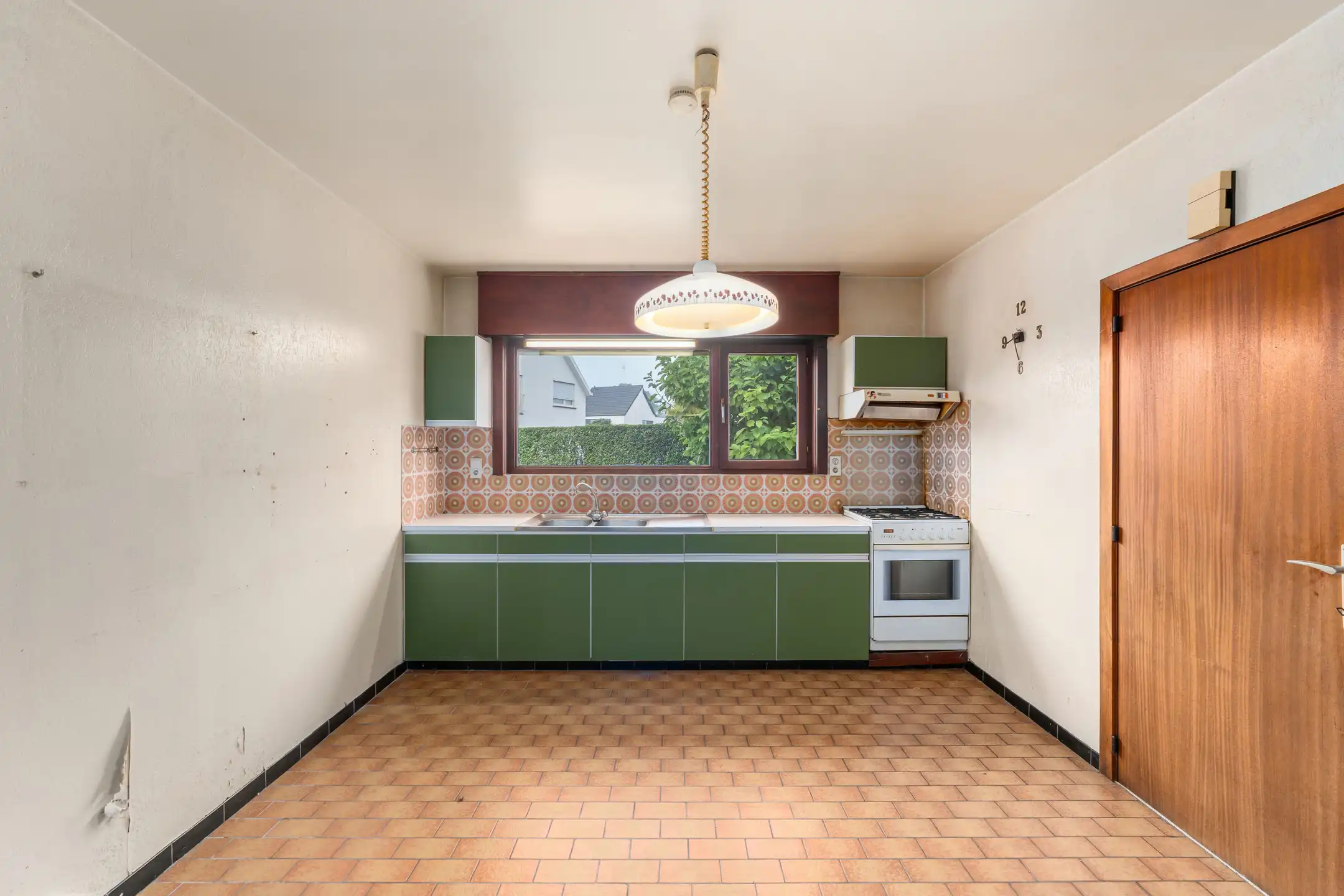 Ruime renovatiewoning met tuin in Dudzele foto 7