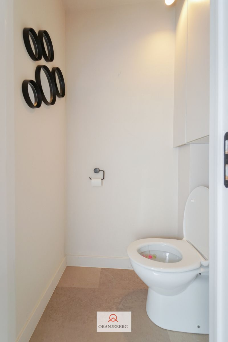 Ruim gerenoveerd 1 slpk-appartement vlakbij François Laurentplein te centrum Gent foto 6
