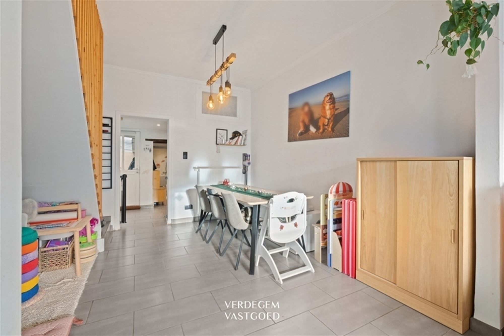 Gezellige gezinswoning met tuin en werkplaats in het centrum foto 3