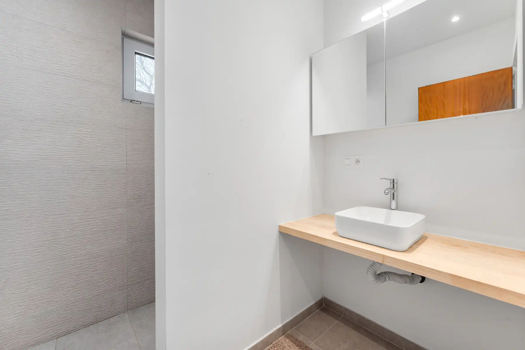 Charmante kustvilla vlakbij centrum en zee foto 15