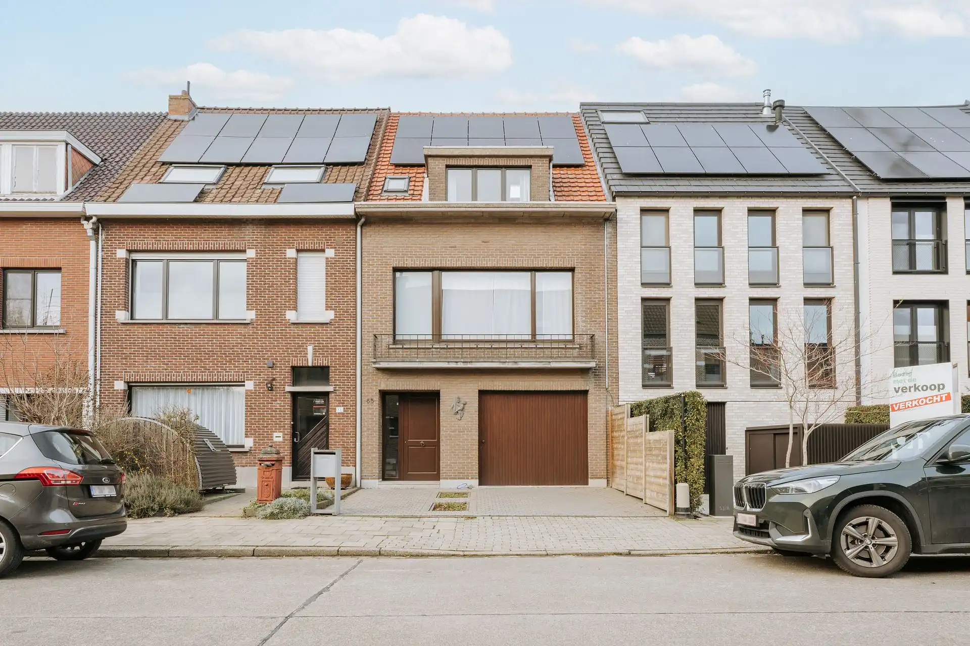 Karaktervolle bel-étage met grote tuin foto {{pictureIndex}}