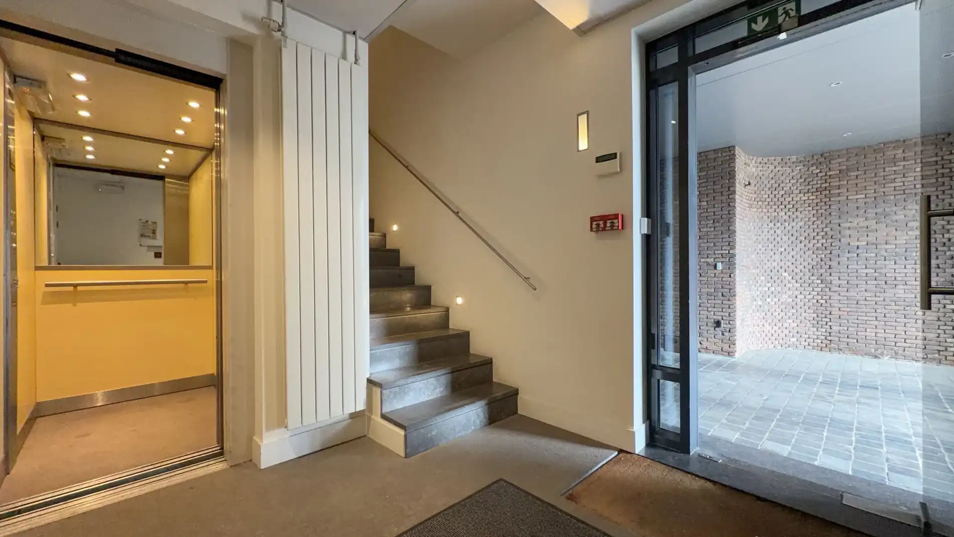 Kantoor te huur op toplocatie aan klaverblad E40xE17 in Gent foto 23