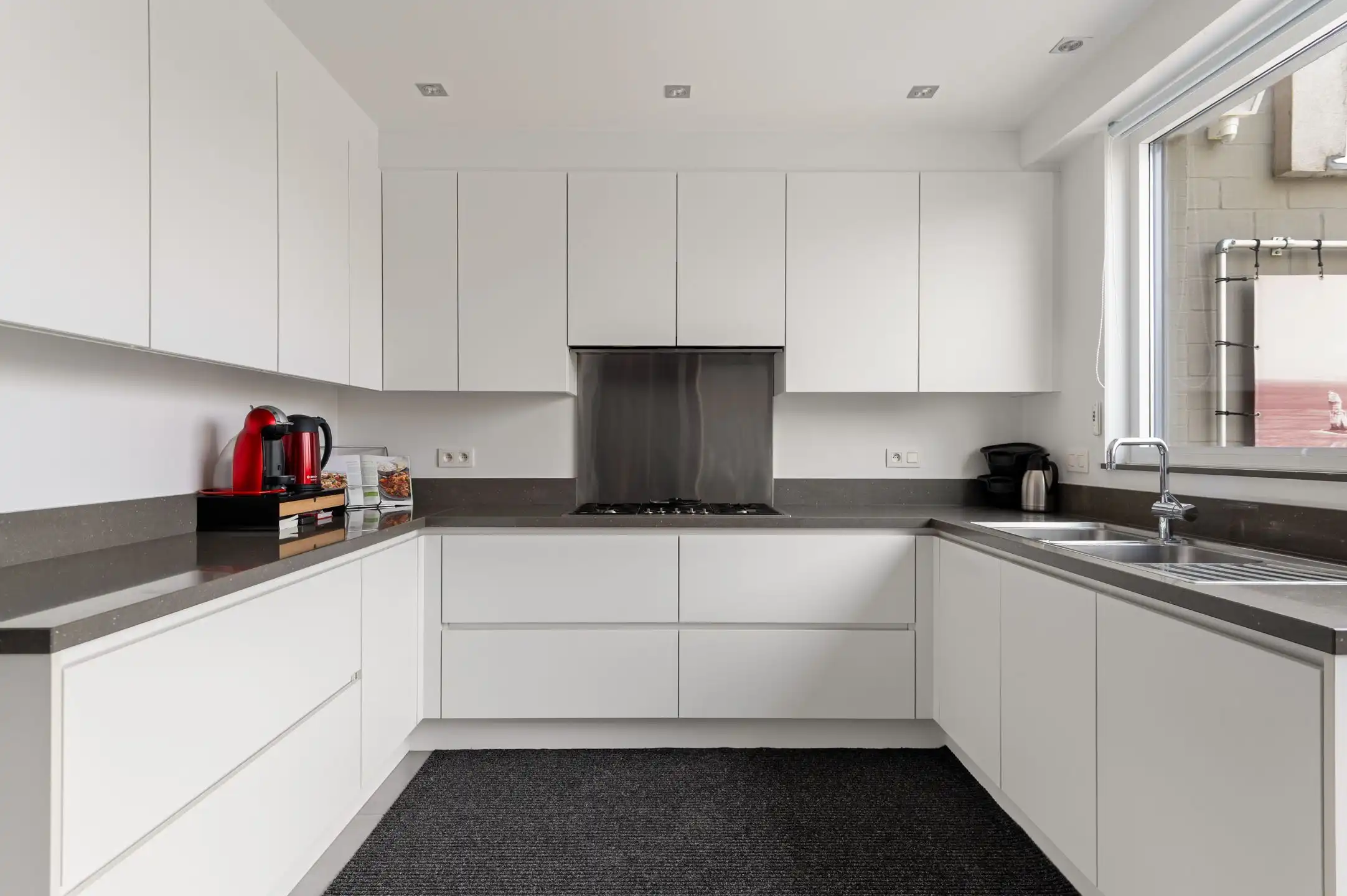 Instapklare bel-etage in een rustige woonwijk. foto 10