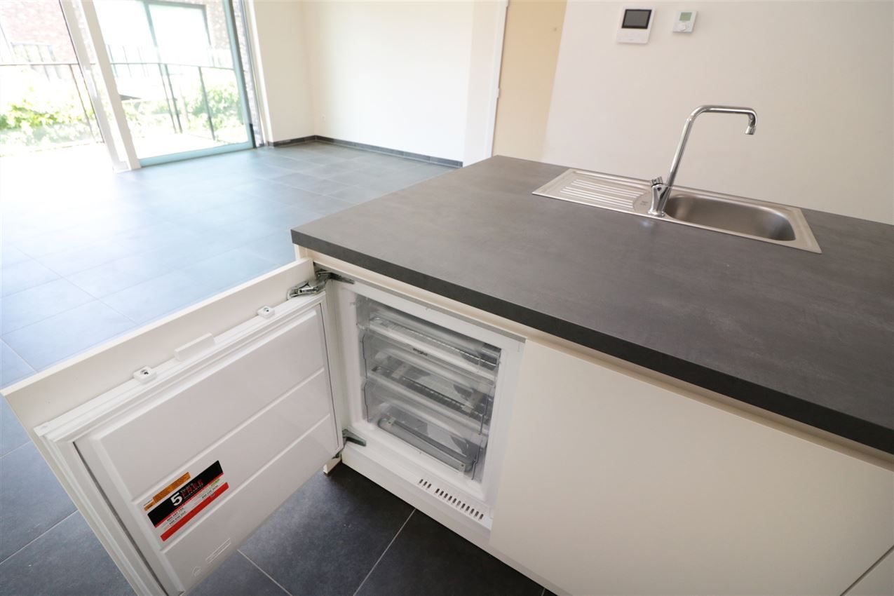 3 appartementen en 4 autostaanplaatsen foto 32