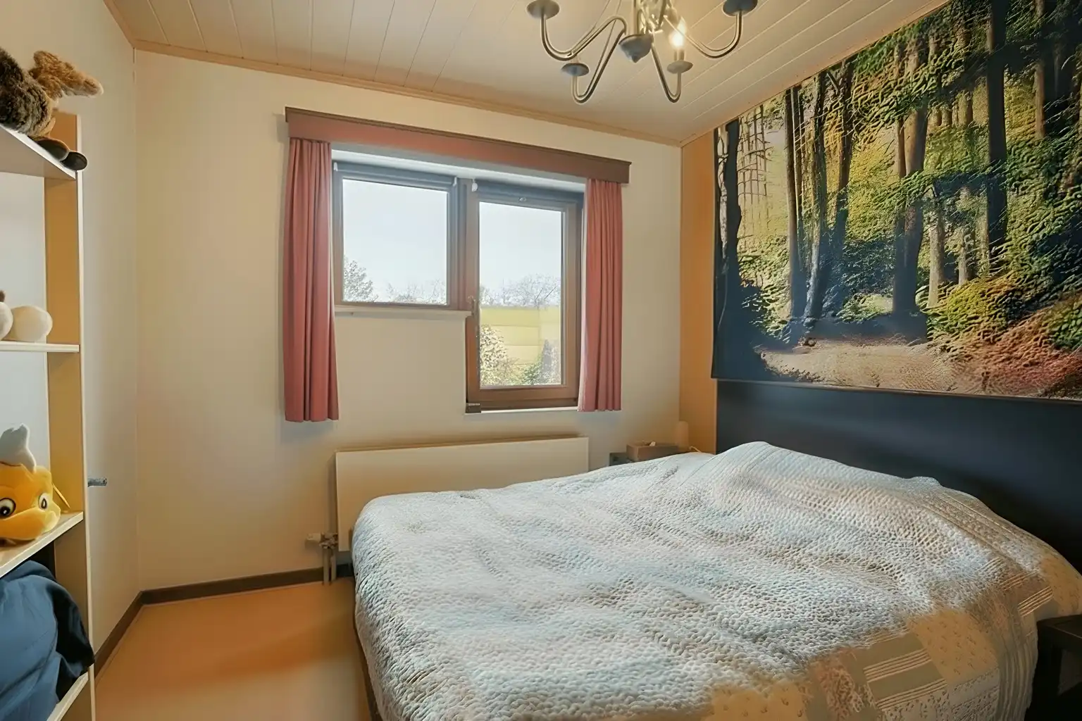 MOOIE WONING MET TUIN IN EEN RUSTIGE WIJK IN NEERVELP.   foto 21