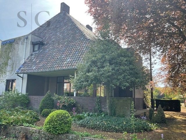 Architecturale villa “Zonnewende” met parktuin in centrum Bree – erfgoed met ziel foto 49