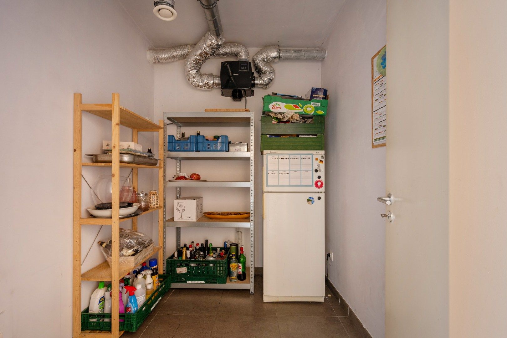 Licht op te frissen appartementsgebouw met 3 appartementen en 3 garageboxen op TOP-ligging te St-Amandsberg foto 13