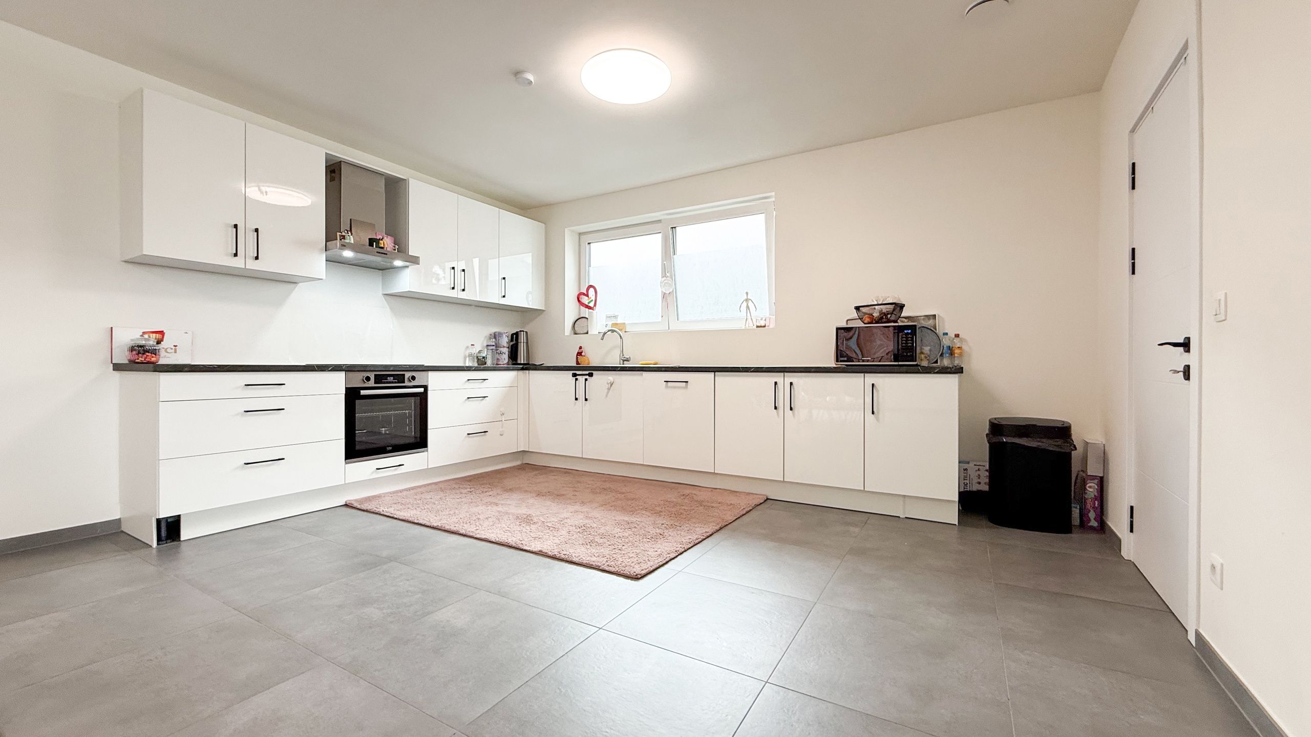 Nieuwbouw modern duplex appartement met 4 slpk te Boekt! foto 10