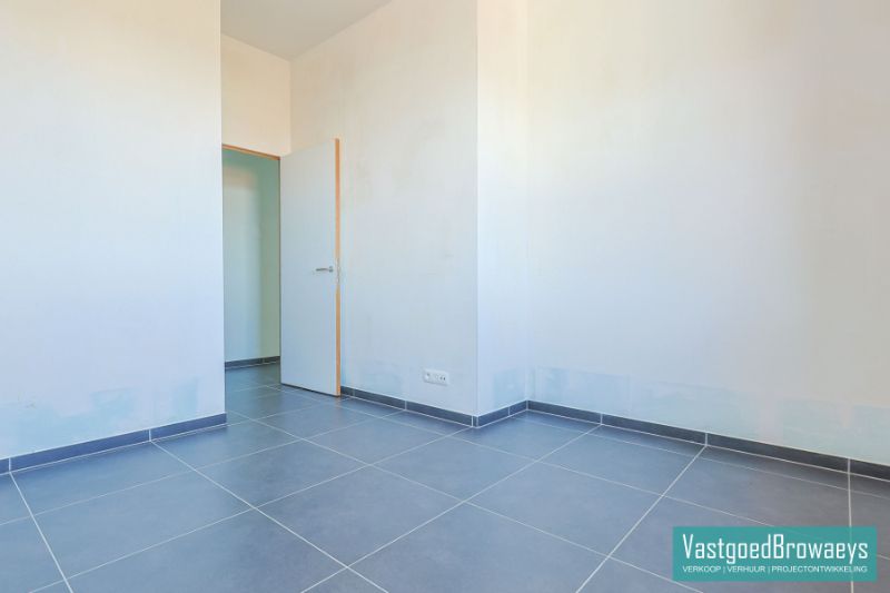 Instapklaar 2-Slaapkamerappartement tegenover Station Ronse – Ideaal als Investering! foto 17