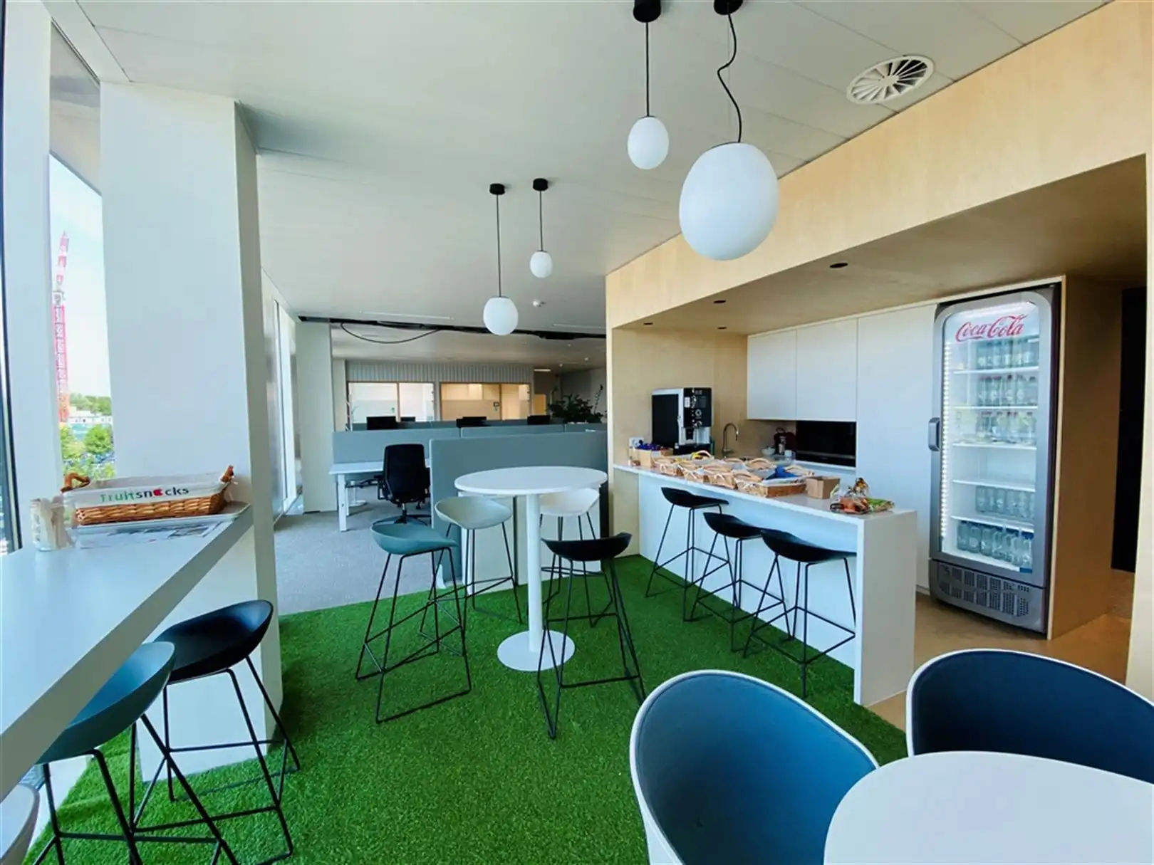 Gemeubelde kantoren in stijlvol gebouw langs The Loop foto 20