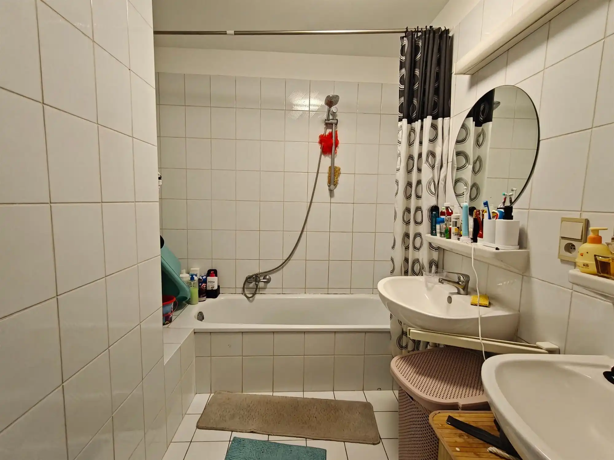 2 slaapkamers appartement met terras foto 12