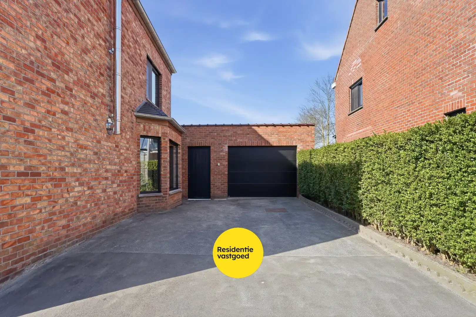 Volledig gerenoveerde alleenstaande woning op toplocatie in Zedelgem foto 26