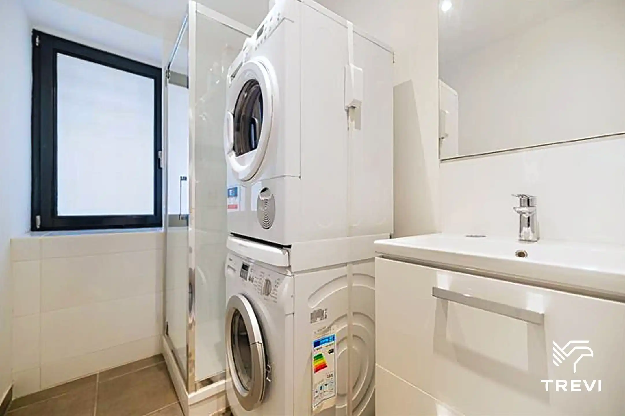 Schitterende kamer in een gedeeld huis in een gerenoveerde woning! foto 11