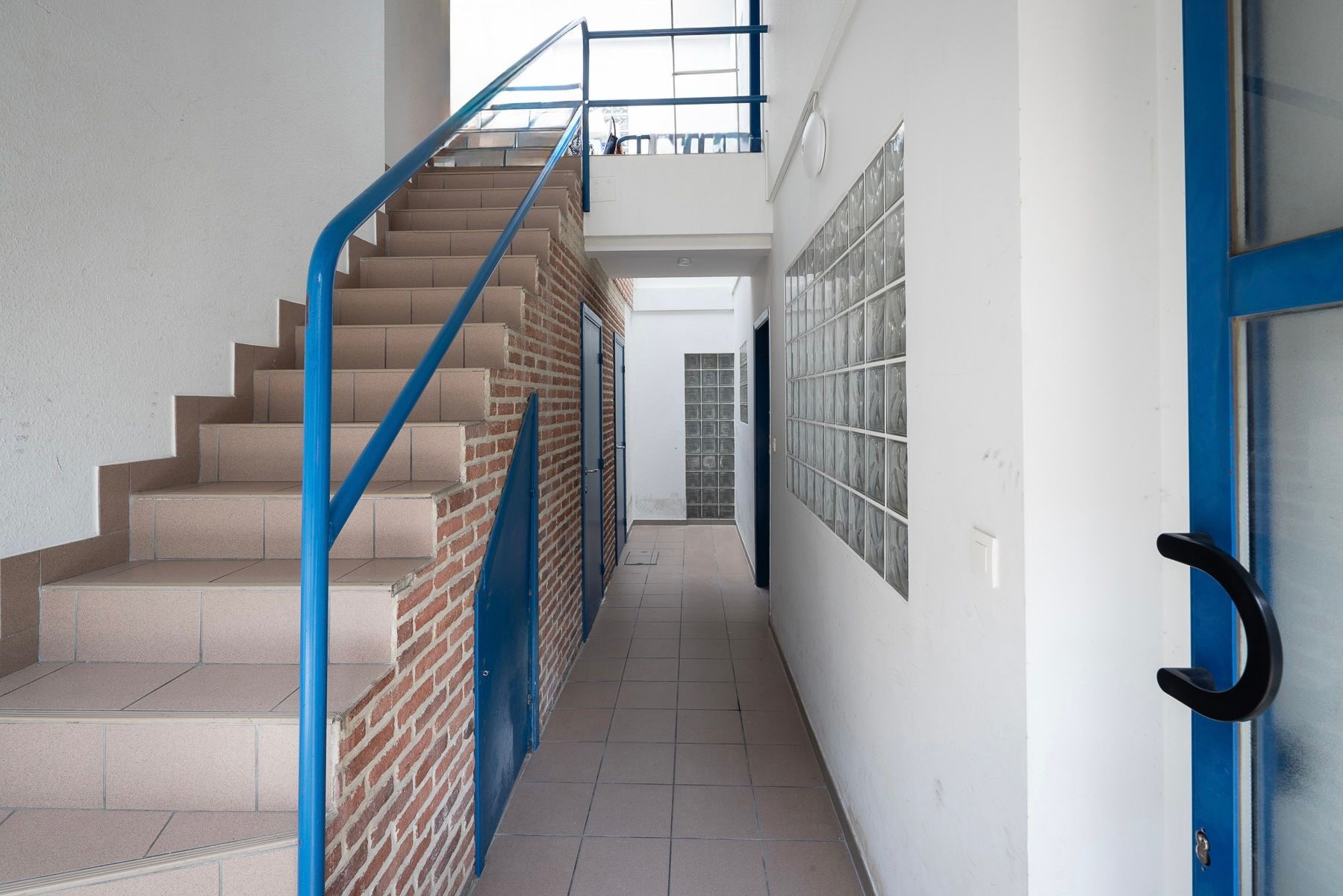 Appartementsgebouw met twee woningen in Oudergem foto {{pictureIndex}}
