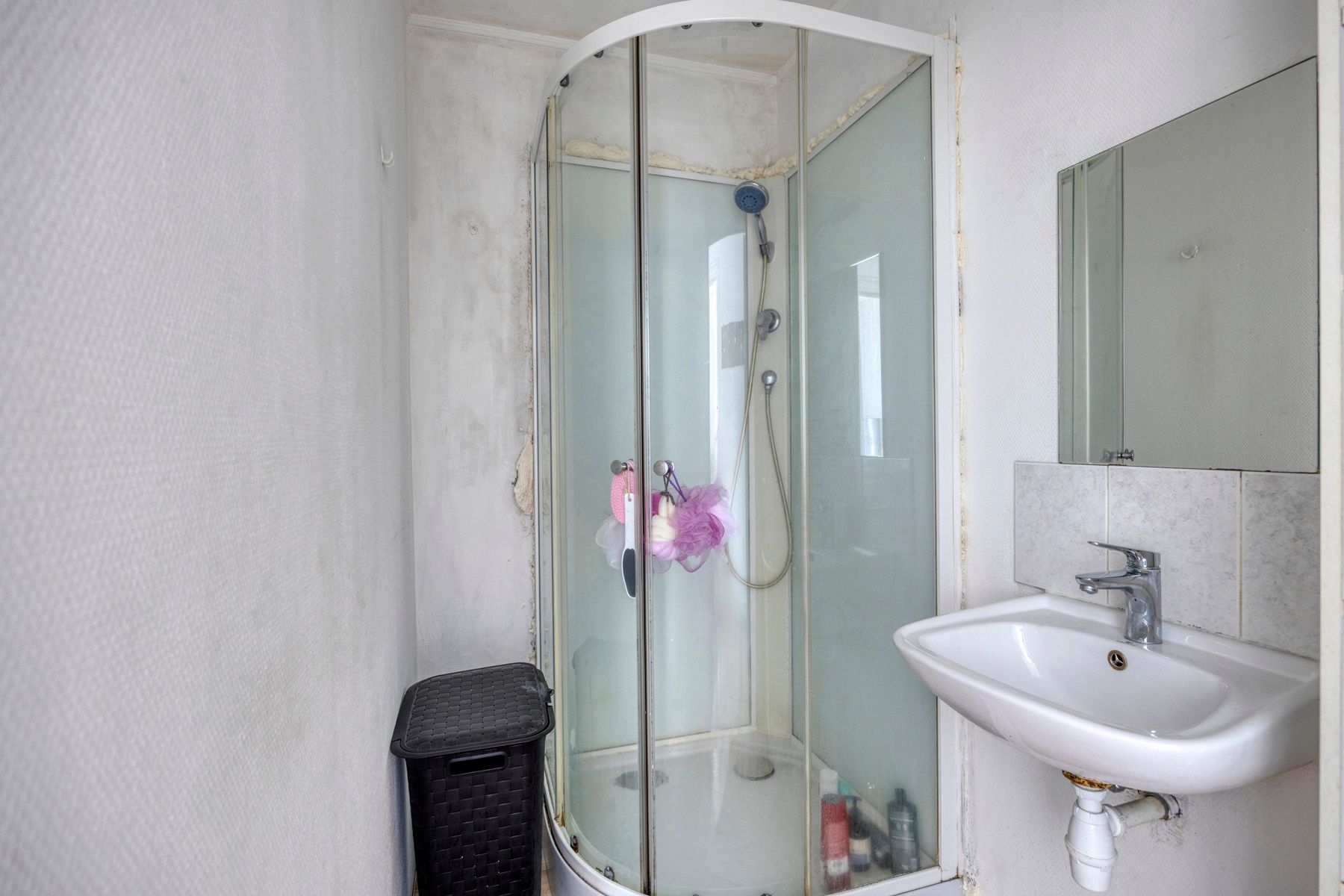 Handelspand met bewoning op topligging foto 18