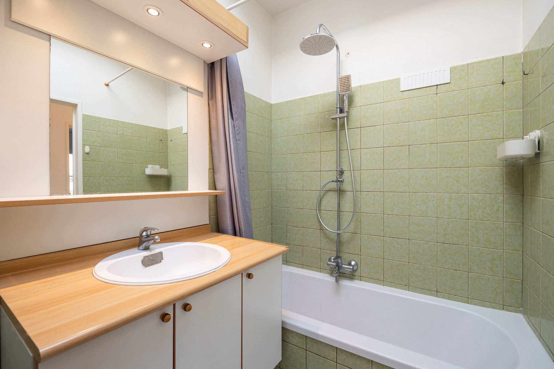 Rustig gelegen appartement met 2 slaapkamers en garagebox foto 12