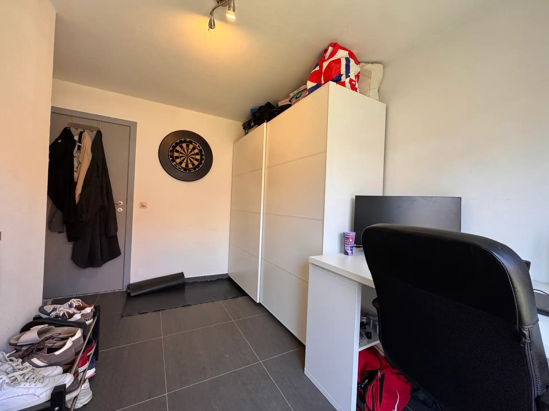 Appartement met twee slaapkamers en tuin foto 8