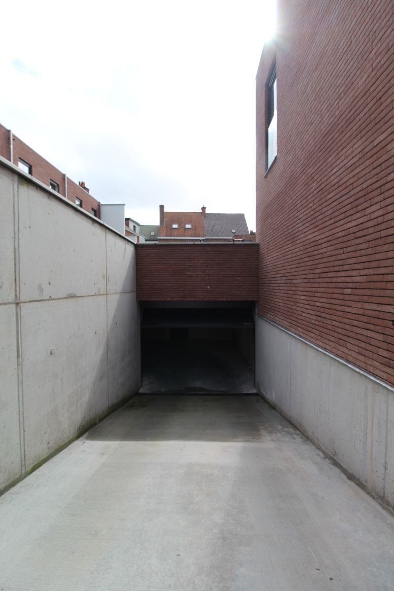 Nieuwbouwappartement te huur in Kortrijk foto 14