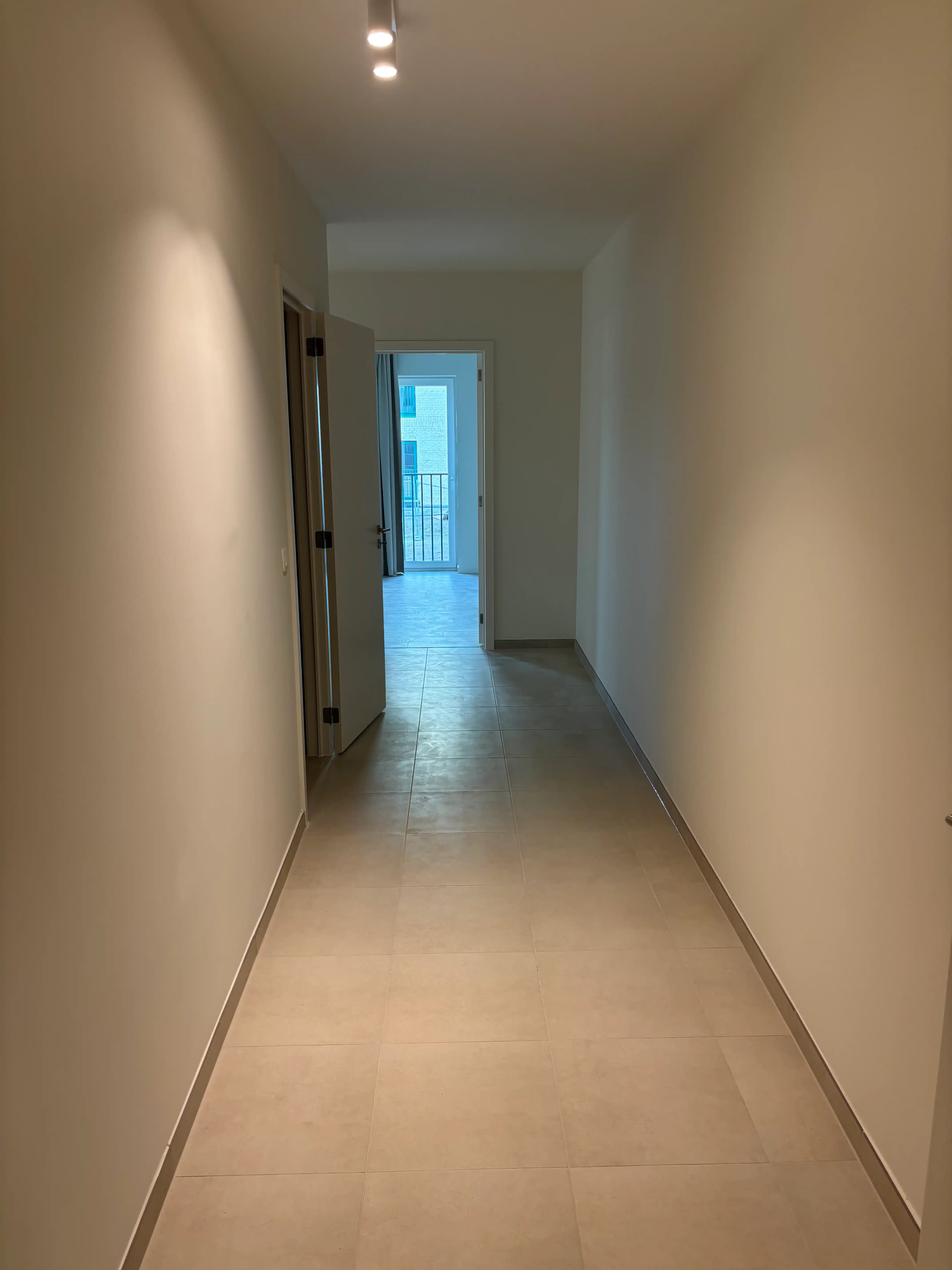 Te Huur – Modern Nieuwbouwappartement met ruim terras op de Oude Kodak-site in Koningslo! foto {{pictureIndex}}