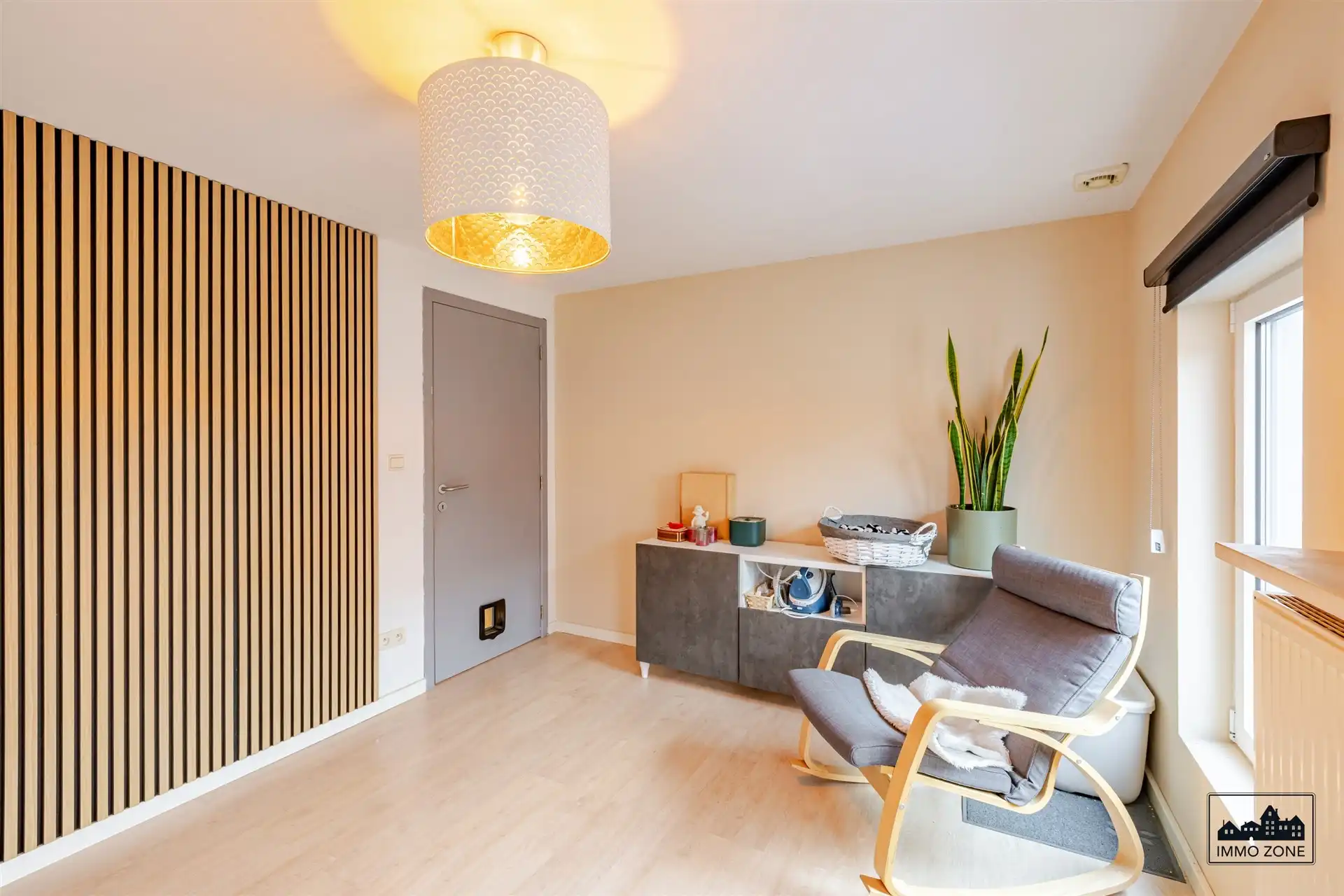 Instapklare woning met 3 slaapkamers en achteruitweg  foto 11