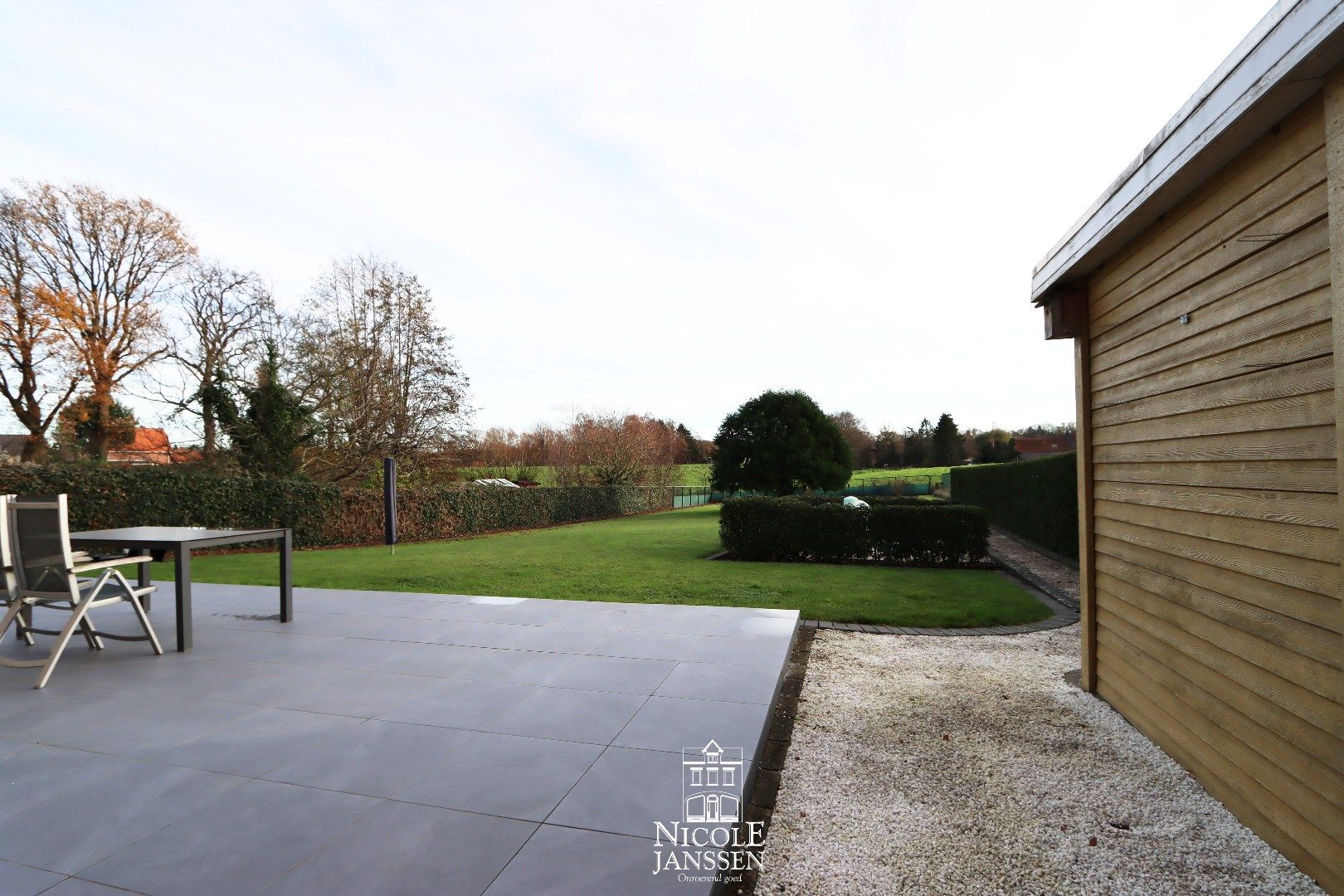 Ruime gezinswoning  foto 30