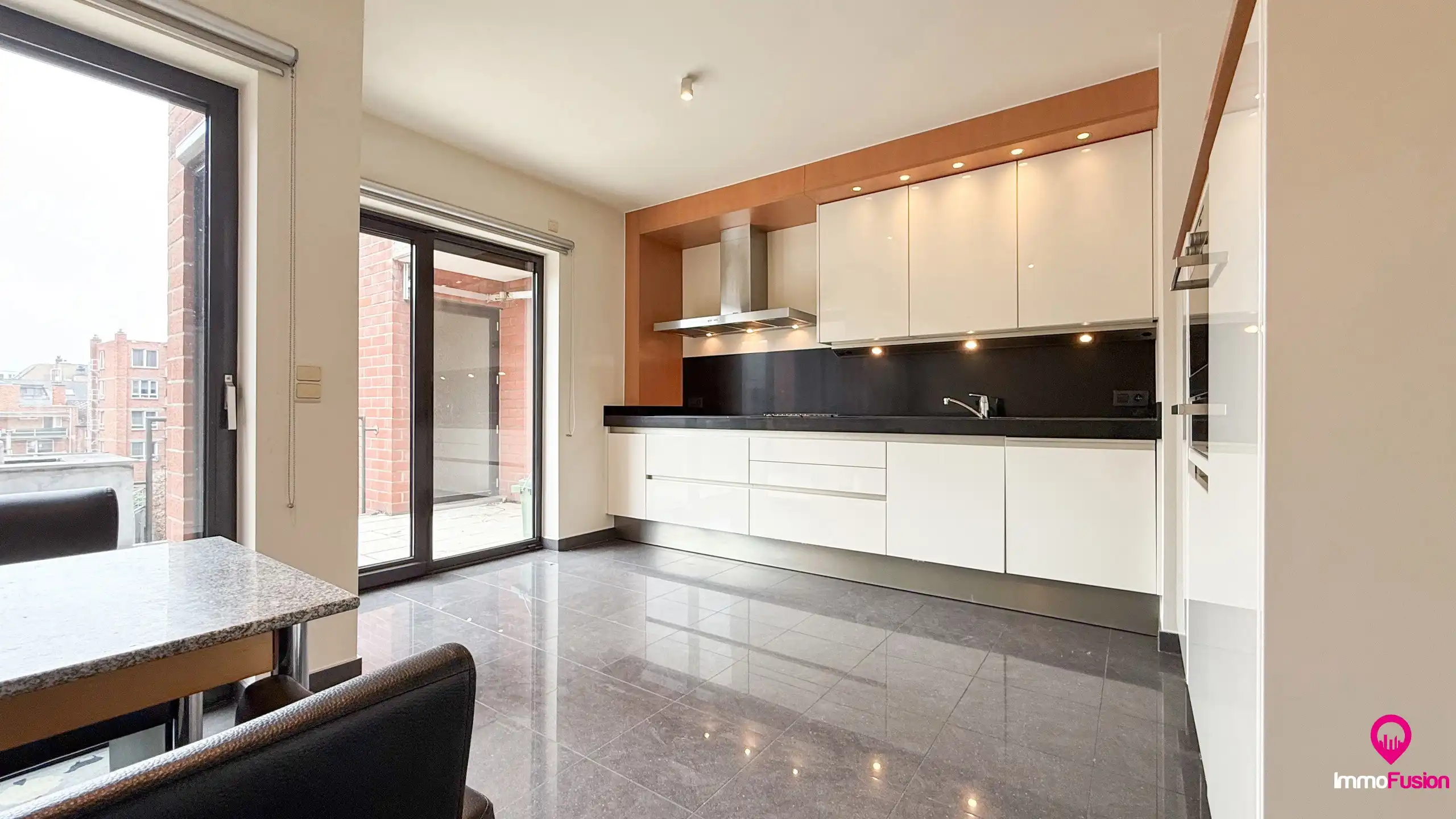 Uitzonderlijk appartement met 3 slaapkamers en 3 terrassen! foto 11