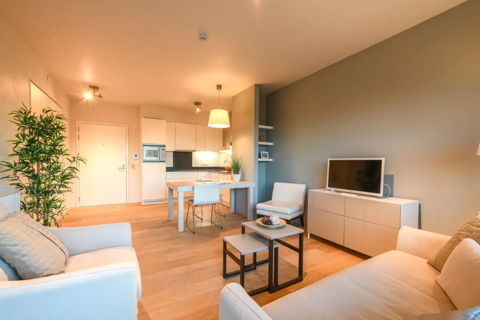  Te koop: Assistentiewoning in Zilverduin De Haan, Vosseslag foto 2