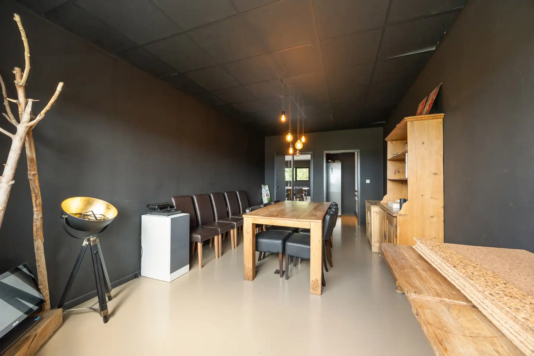 Woning met handelspand op een perceel van 1.497m². foto 18