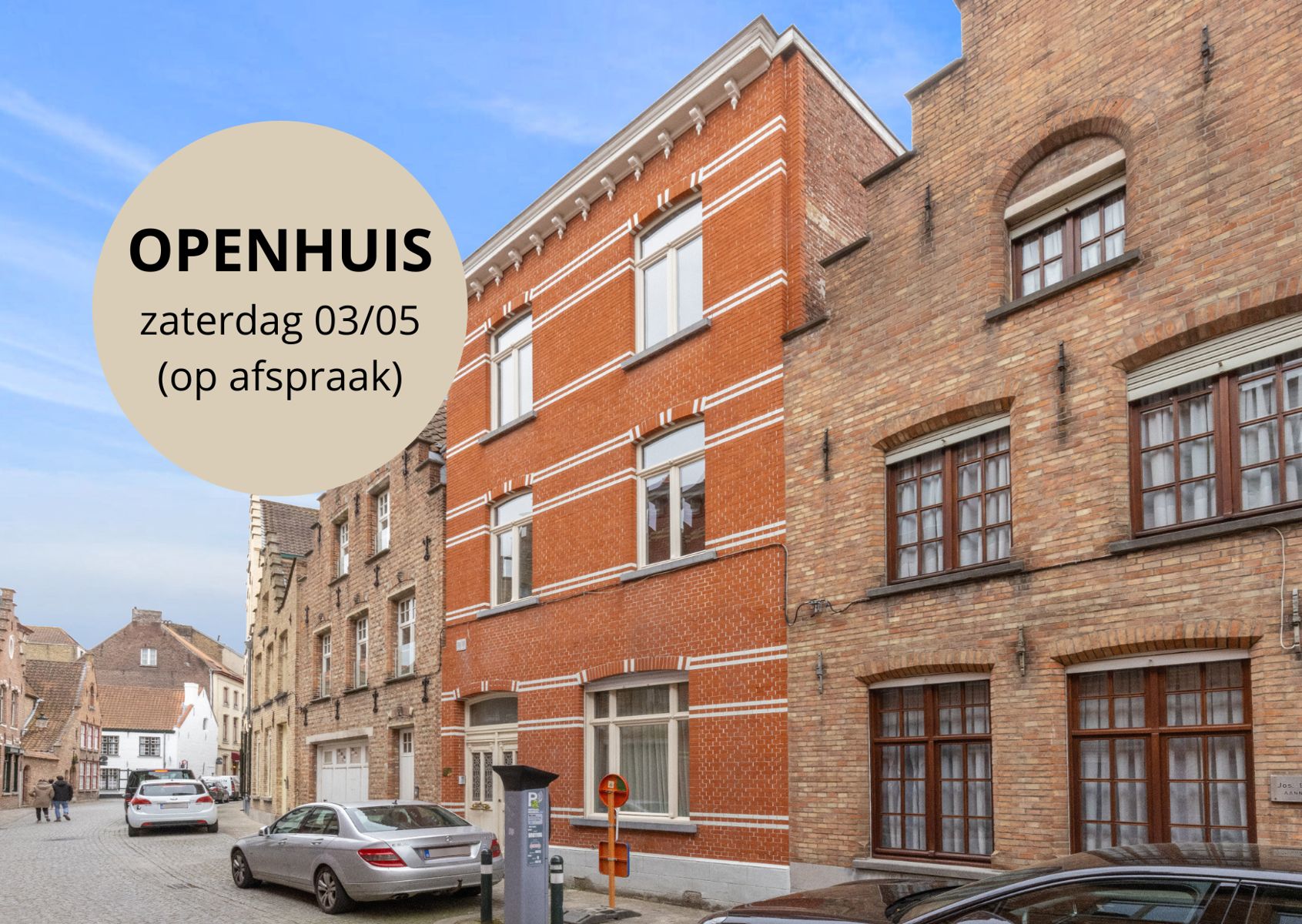 Karaktervolle herenwoning met stadstuin in het historische hart van Brugge foto {{pictureIndex}}