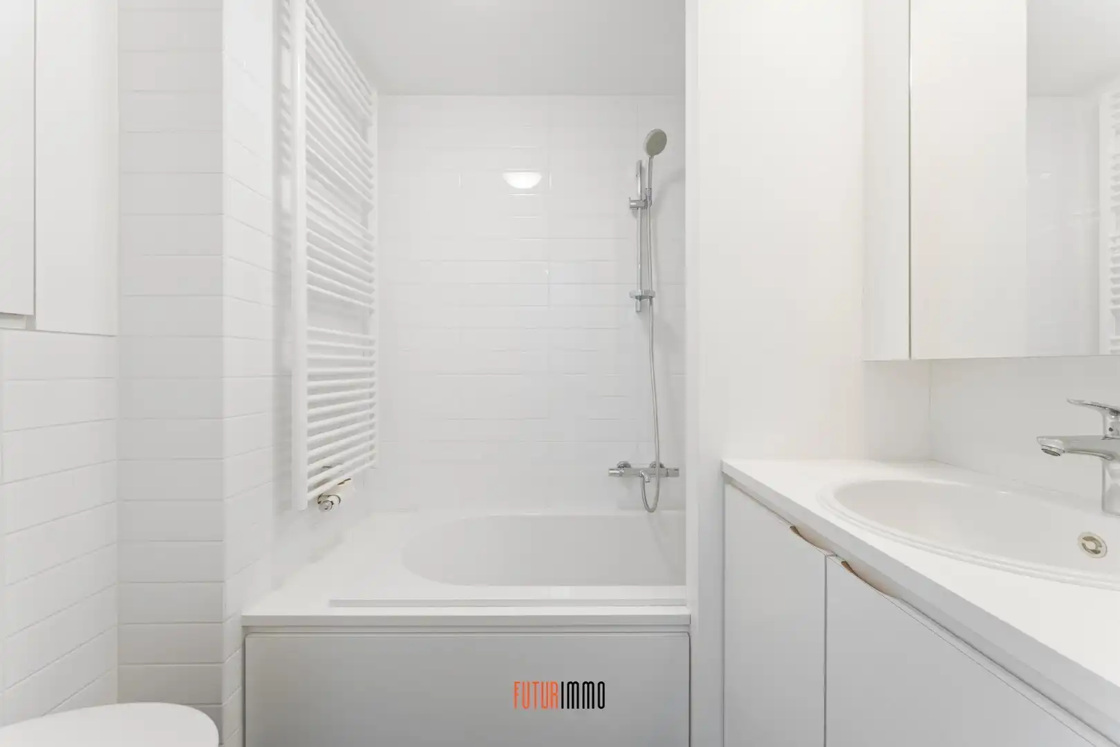 Opbrengsteigendom: duplexappartement + 12 garages foto 12