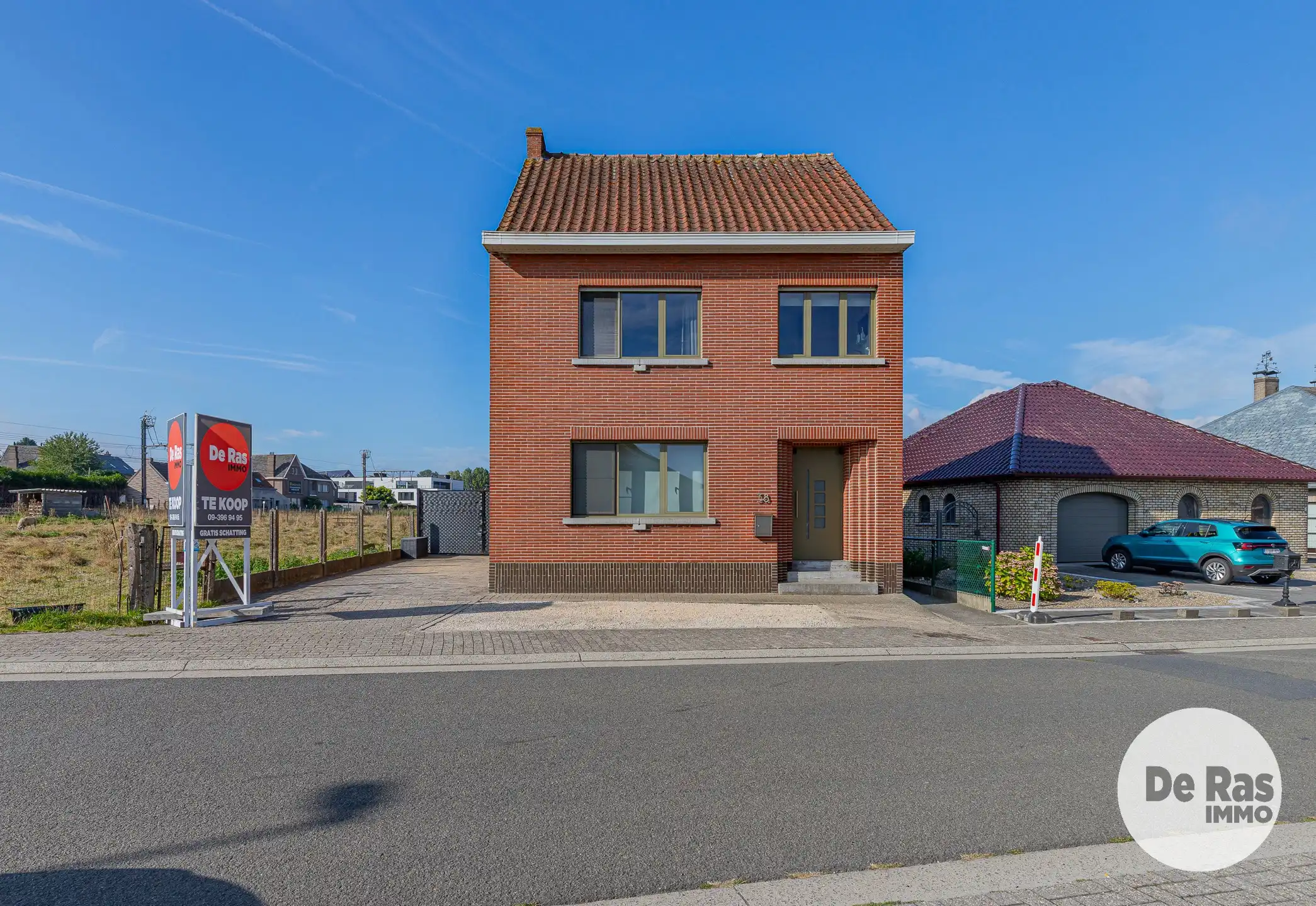 BURST - Halfopen bebouwing met grote tuin foto 21