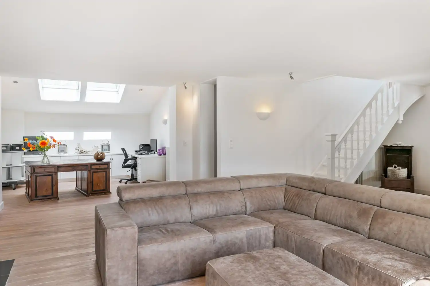 Gerenoveerde villa met bijgebouw en vijver op een perceel van 1,8 ha te Putte foto 5