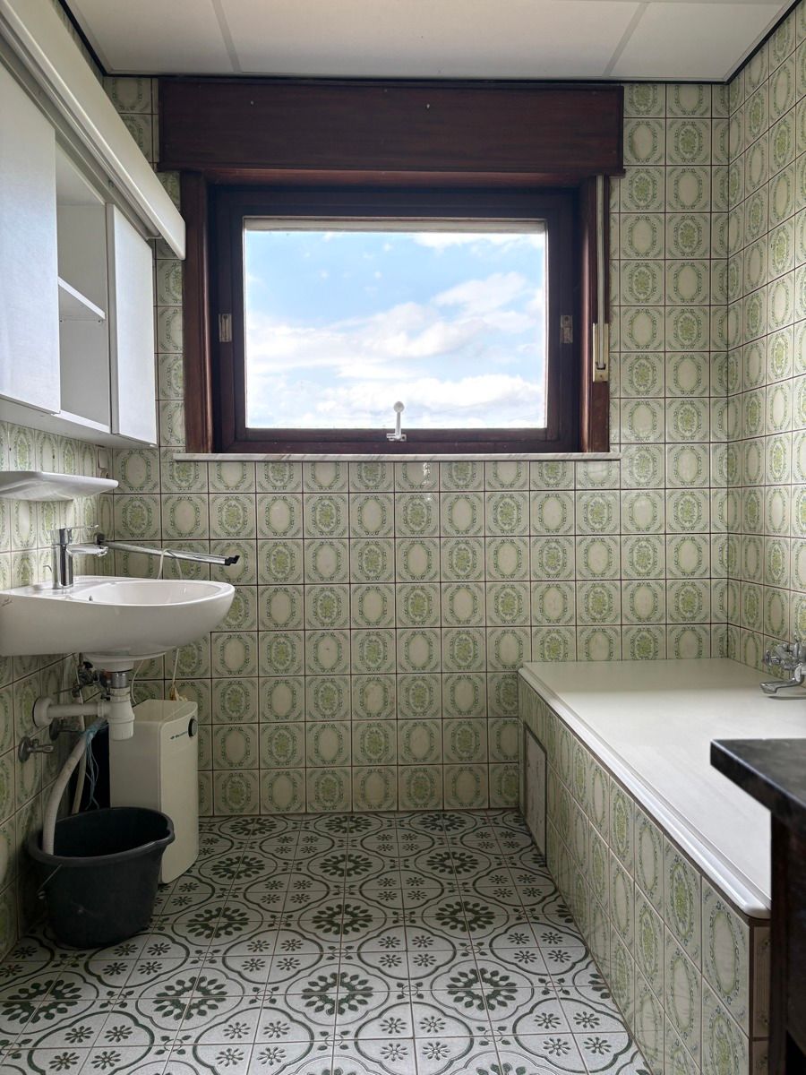 Te renoveren gelijkvloerse woning in groene omgeving foto 18