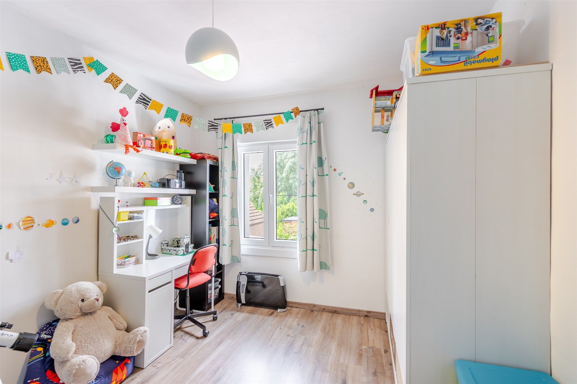 Instapklare woning met grote tuin, terras in Lebbeke foto 9