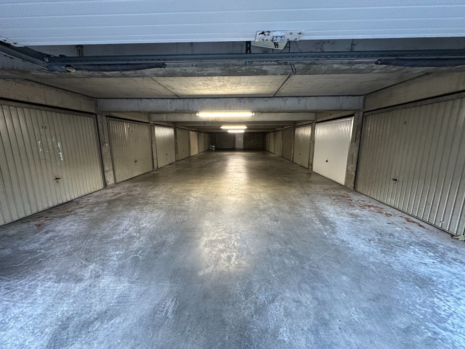 ONDERGRONDSE GARAGEBOX foto 3