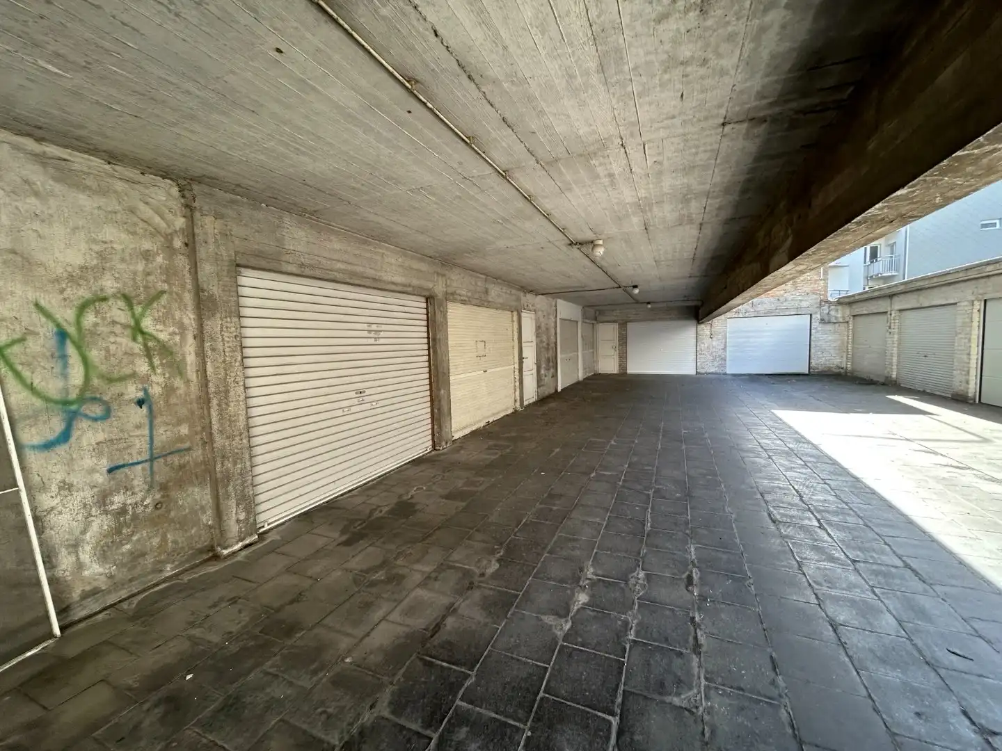 Garagebox vlakbij Zeedijk  foto 6