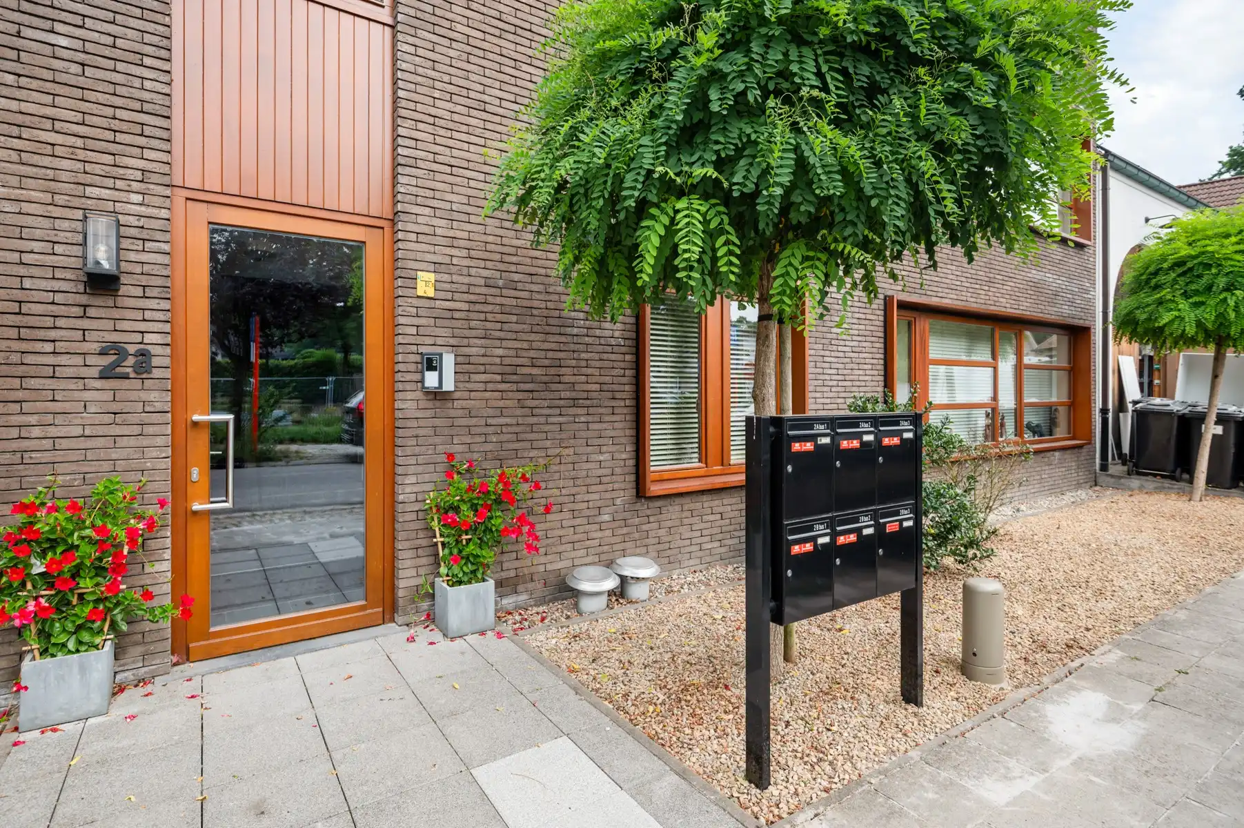 Gelijkvloers appartement met 2 slaapkamers, bureau en terras foto 26