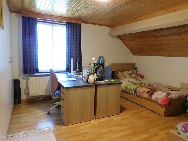 Ruime gezinswoning met 3 slaapkamers en garage foto 10