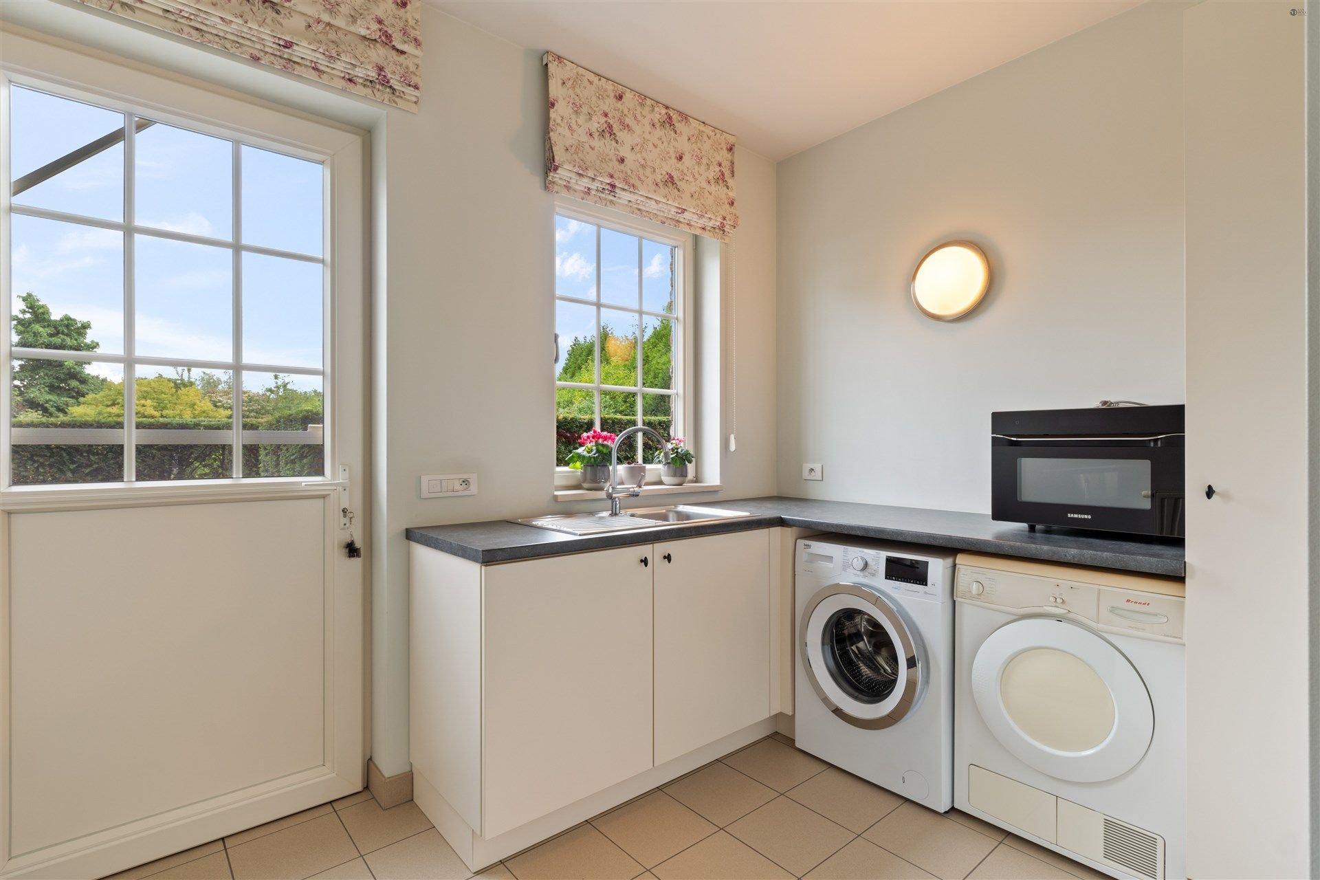 prachtig onderhouden en karaktervolle woning foto 8