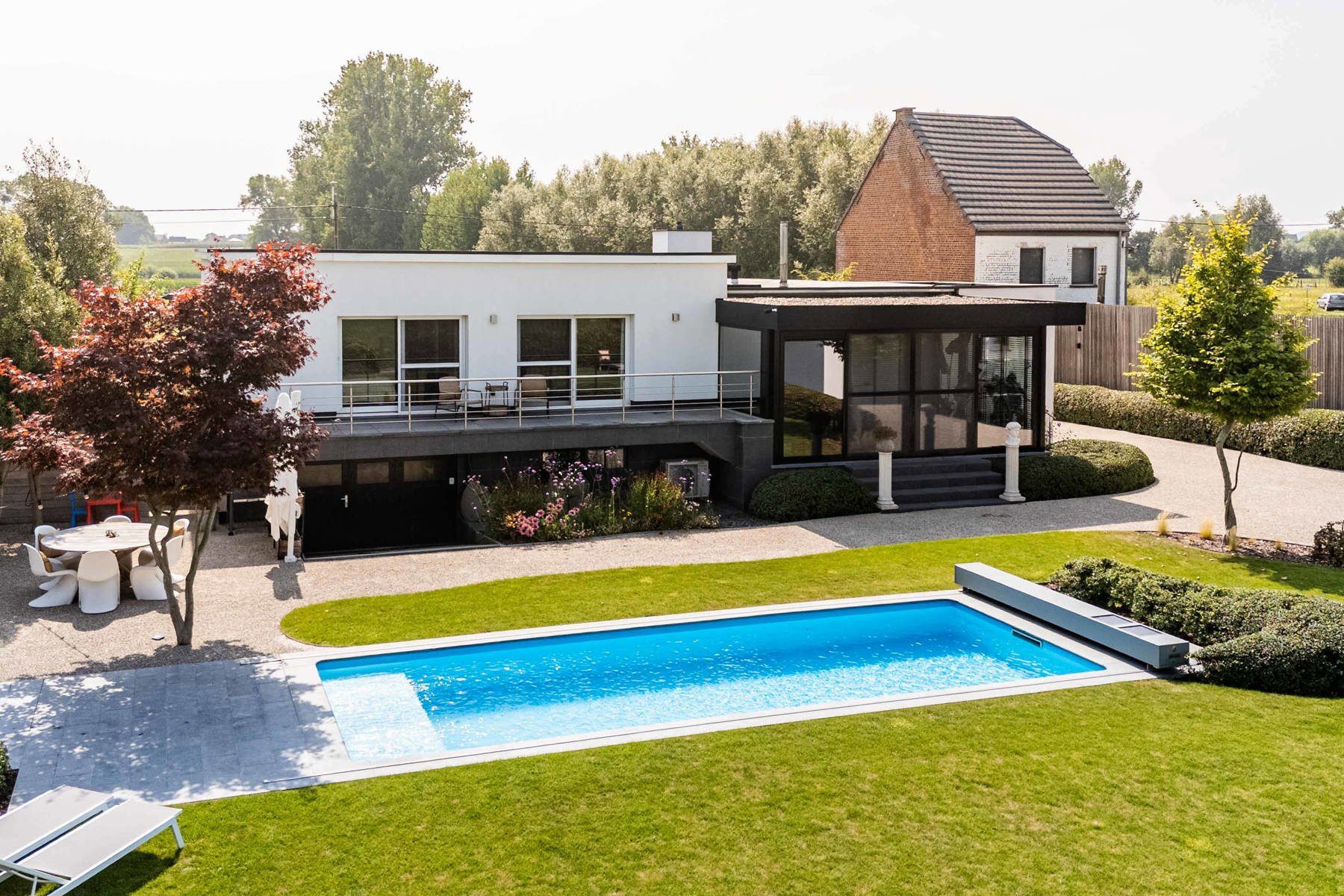 EXCLUSIEVE VILLA MET ZWEMBAD EN PRACHTIGE TUIN! foto 29