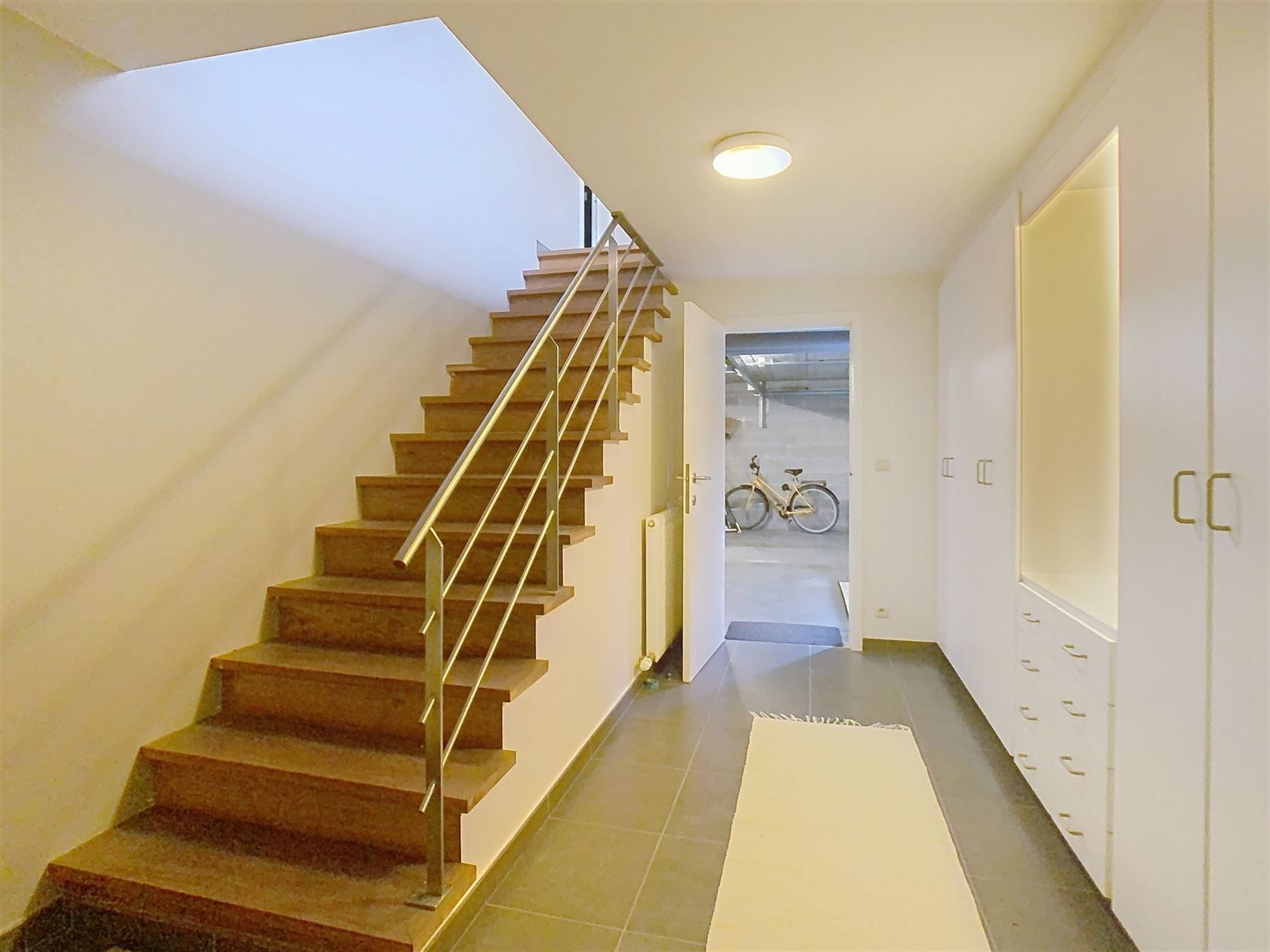 Unieke villa met prachtige tuin op 22a foto 27