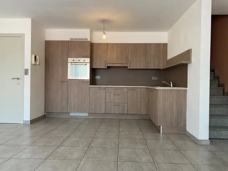 Duplex-appartement met 2 slpks en terras in het centrum van Houthalen foto 3