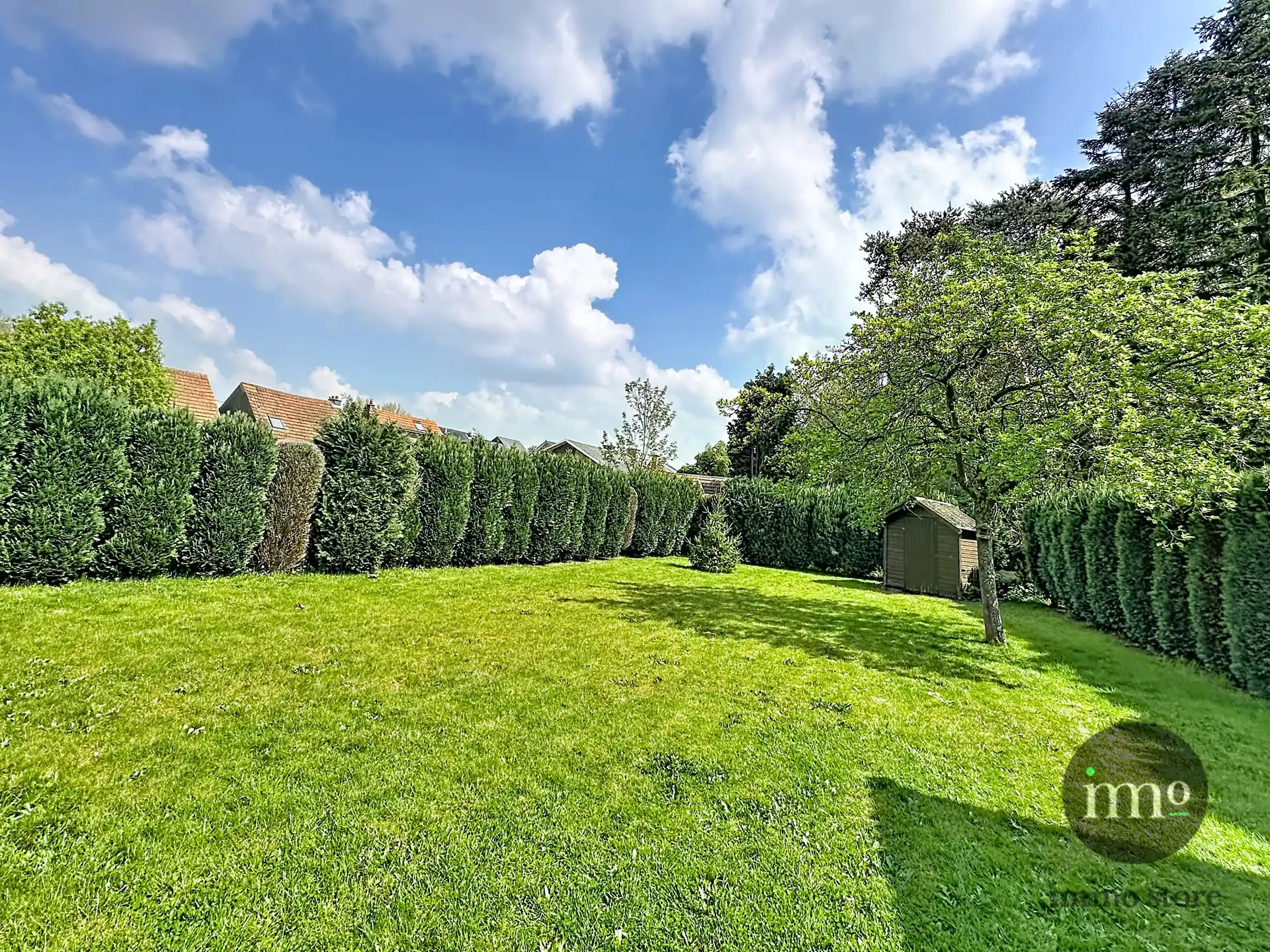 Stevige woning met tuin op rustige ligging in Ternat foto 2