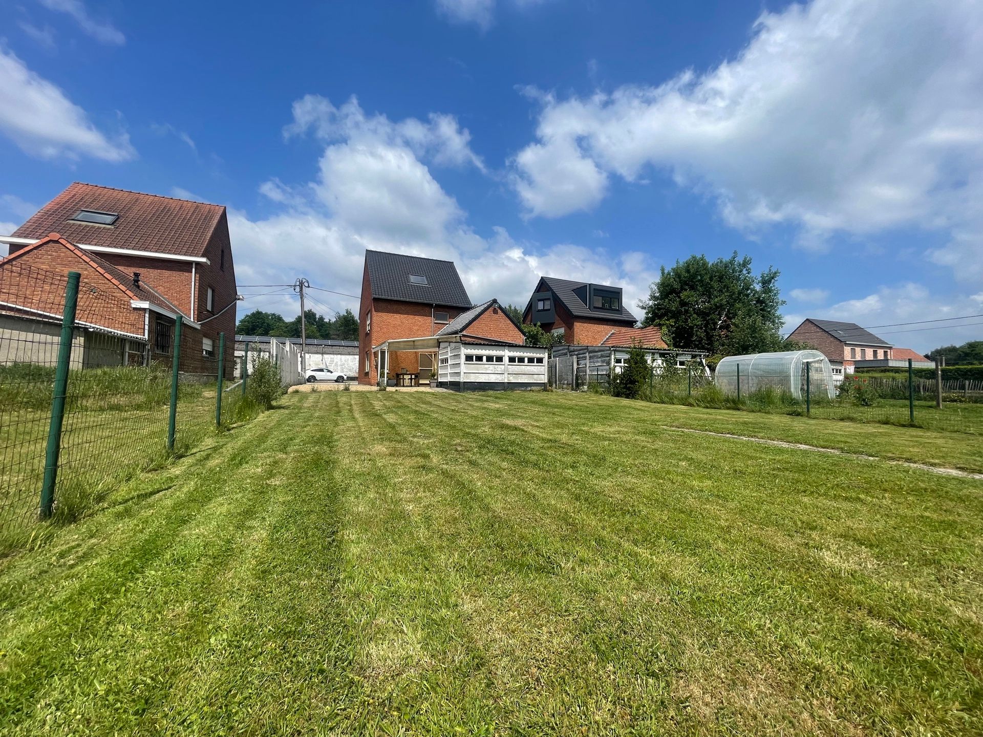 Gerenoveerde woning op prachtig perceel foto 13