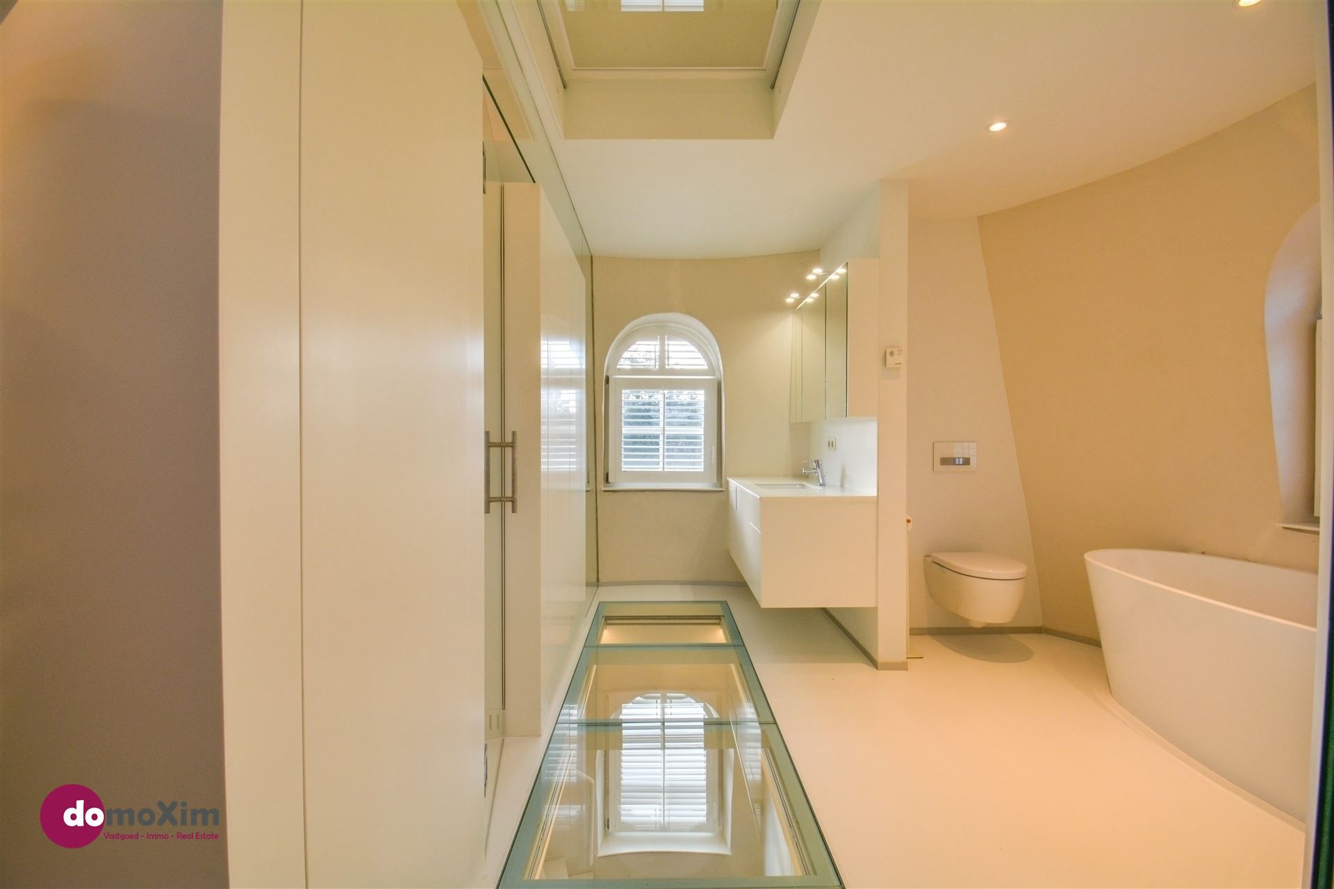 De Oude Korenmolen van Veltem, een unieke villa op een perceel van 47 are foto 11