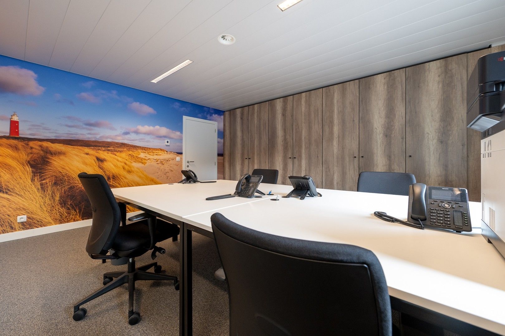 Compleet uitgeruste kantoorruimtes op de Brechtsebaan! foto 7