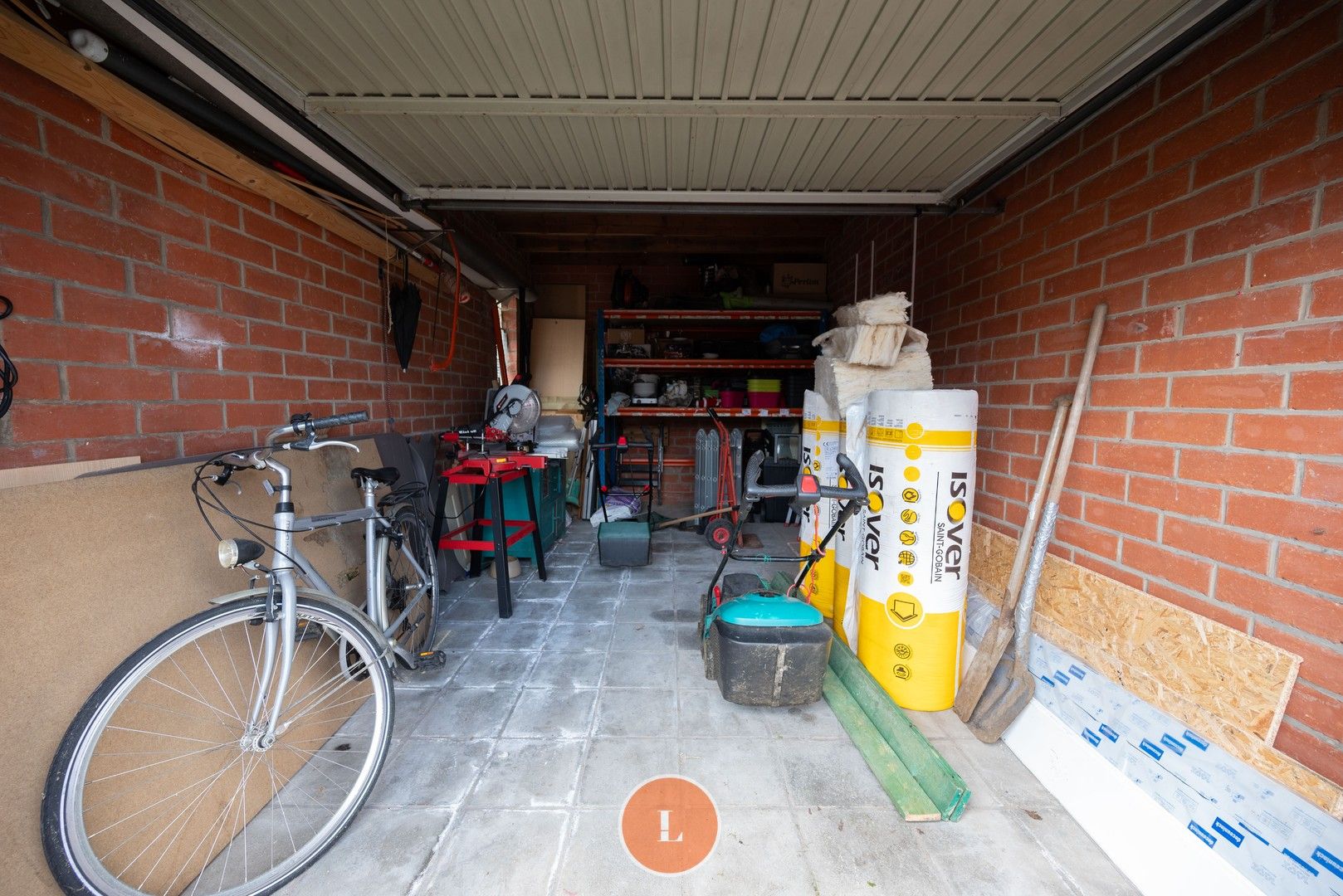 Woning met 2 slaapkamers, tuin en 2 garages op ‘Ons Dorp’ foto 25