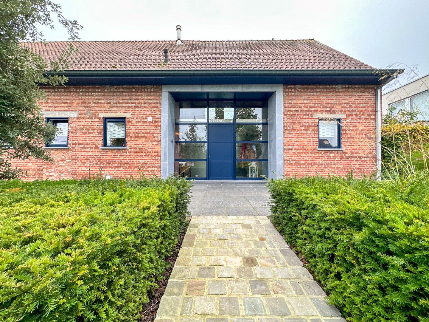 Karaktervolle villa op ruim perceel (1150 m²), Roeselare foto 2