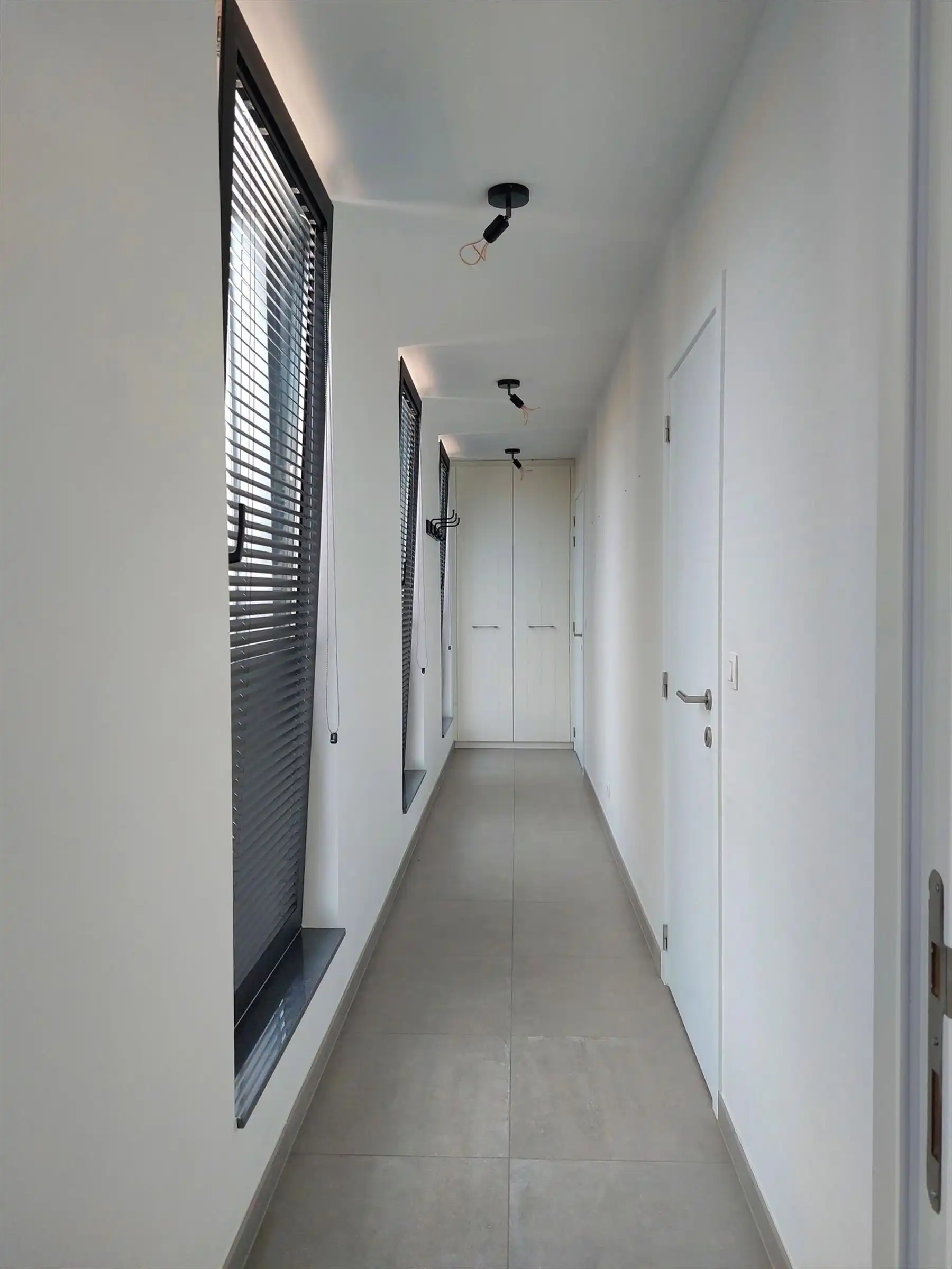 INSTAPKLAAR APPARTEMENT INCLUSIEF ONDERGRONDSE STAANPLAATS foto 9