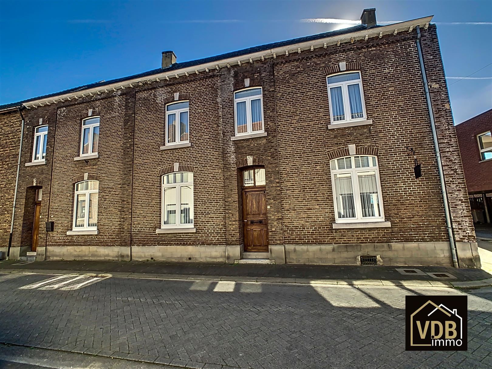 STADSHOEVE MET WONING TE RENOVEREN OF  PROJECTSITE foto 7